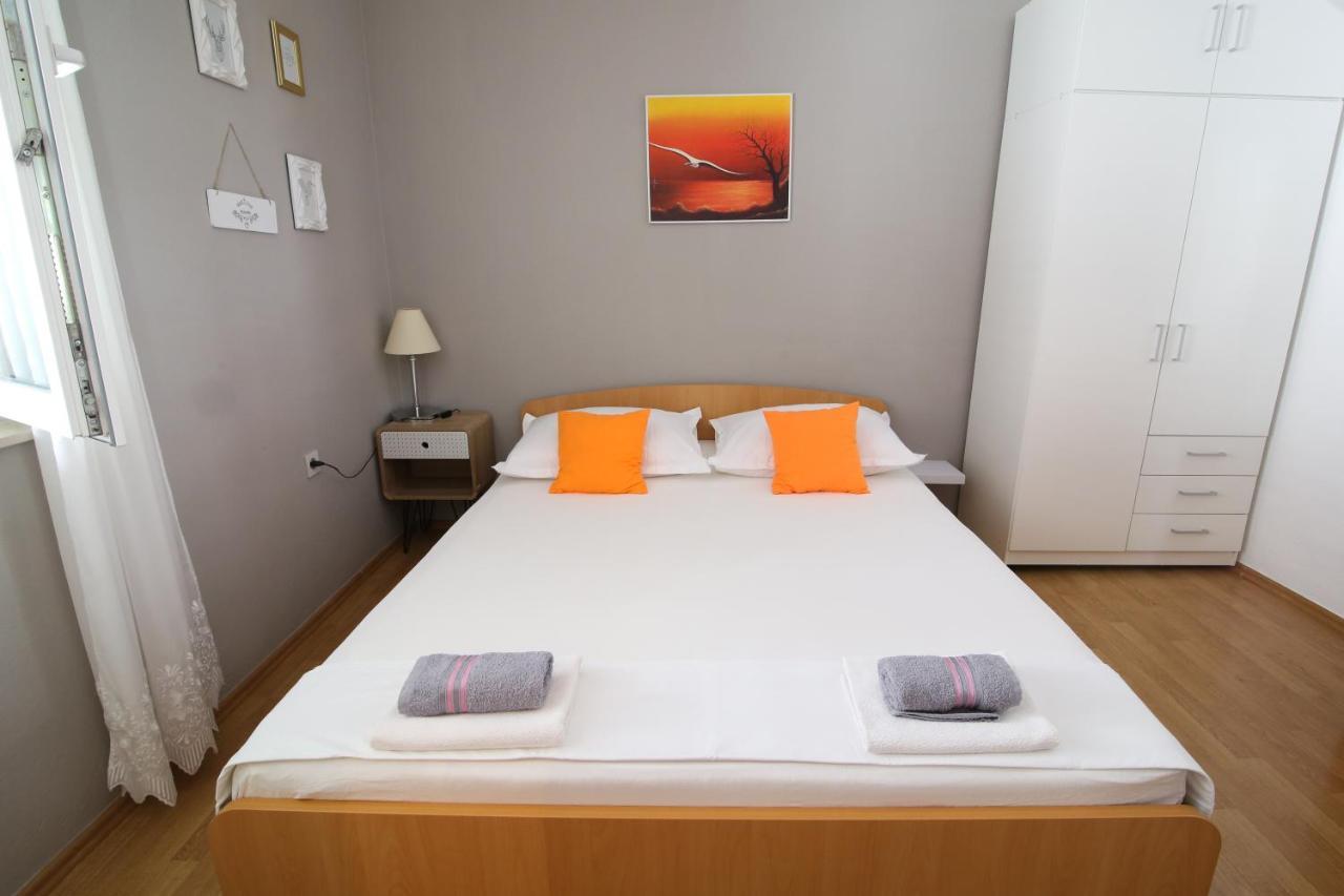 Apartment Bili-Sea View Apartment In The Center Makarska Exterior foto