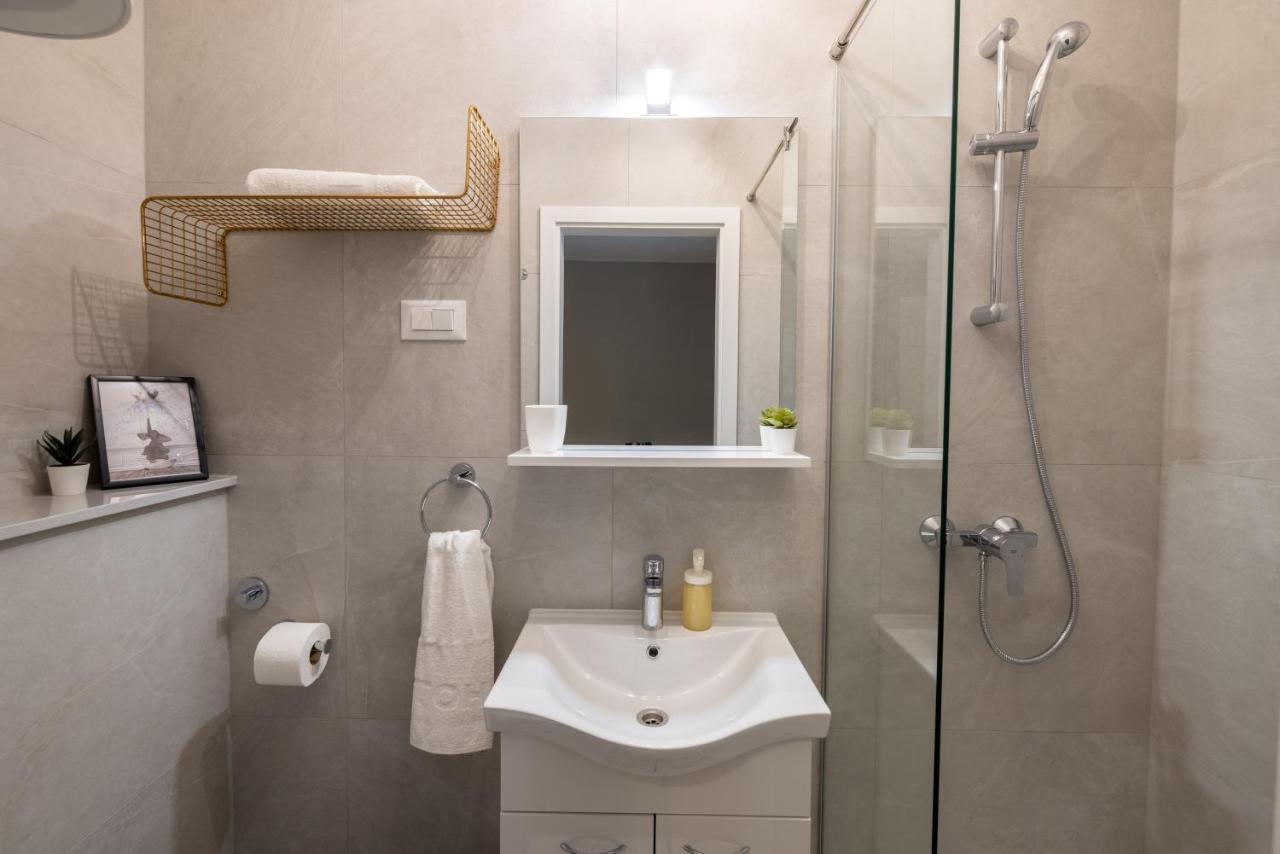 Apartment Bili-Sea View Apartment In The Center Makarska Exterior foto