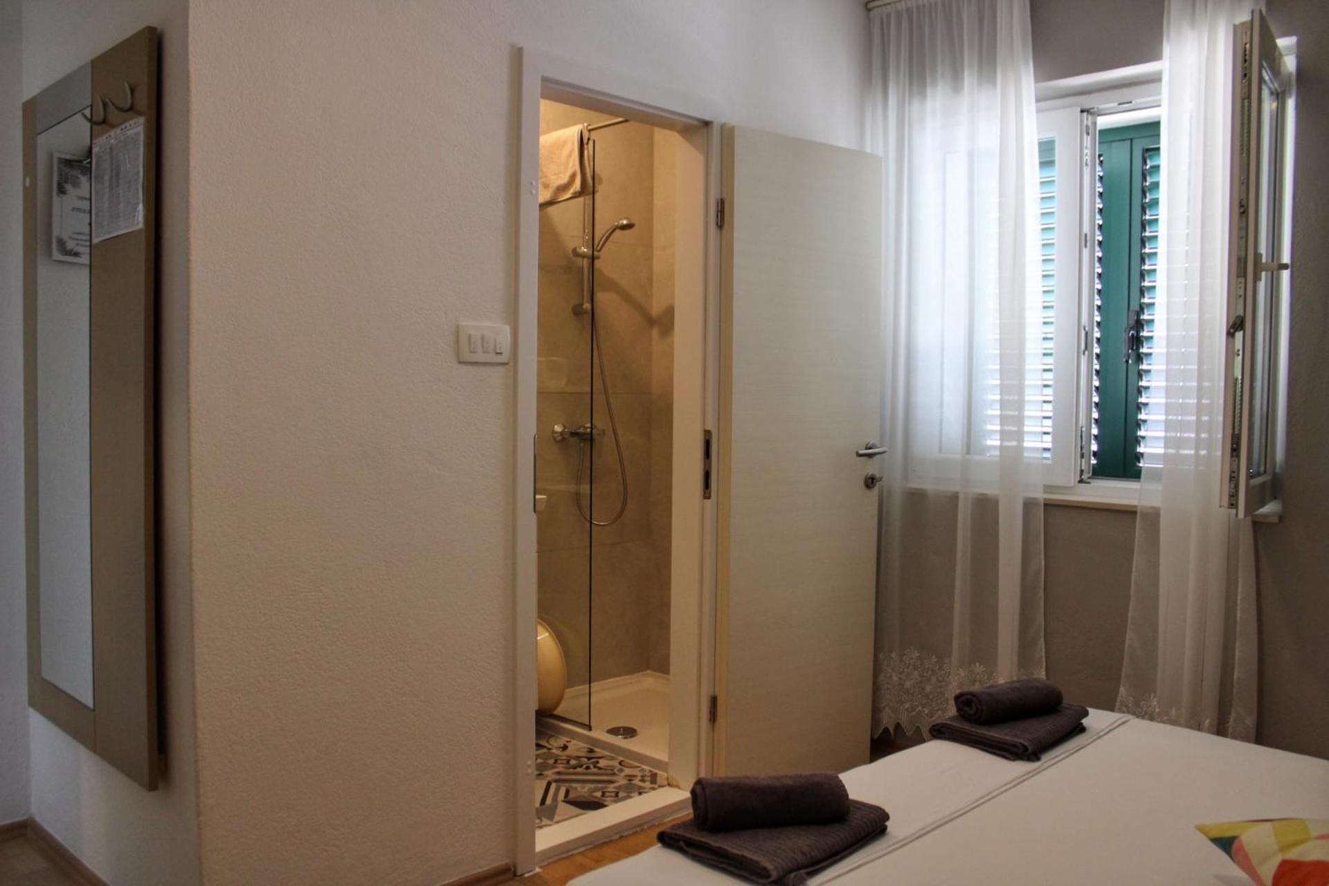 Apartment Bili-Sea View Apartment In The Center Makarska Exterior foto